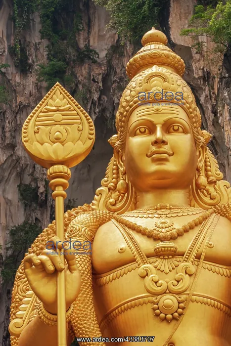 : Kuala Lumpur, West Malaysia. Batu caves. The world's : Kuala Lumpur, West Malaysia. Batu caves. The world's