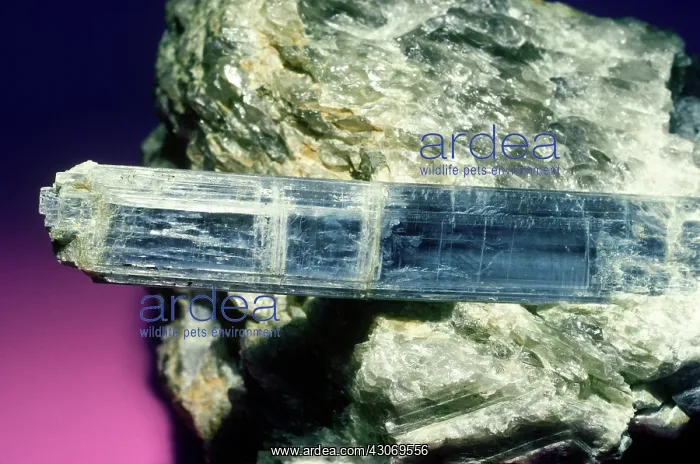 : Kyanite from North Carolina : Kyanite from North Carolina