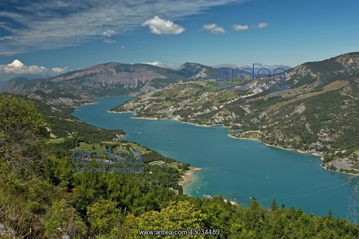: Lac de Serre-Poncon huge reservoir Alpes de Haute : Lac de Serre-Poncon huge reservoir Alpes de Haute