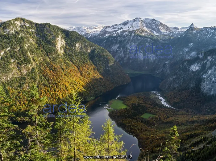 : Lake Koenigsee and the National Park Berchtesgaden : Lake Koenigsee and the National Park Berchtesgaden