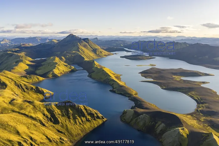 : Lake Langisjor in the Icelandic highlands : Lake Langisjor in the Icelandic highlands