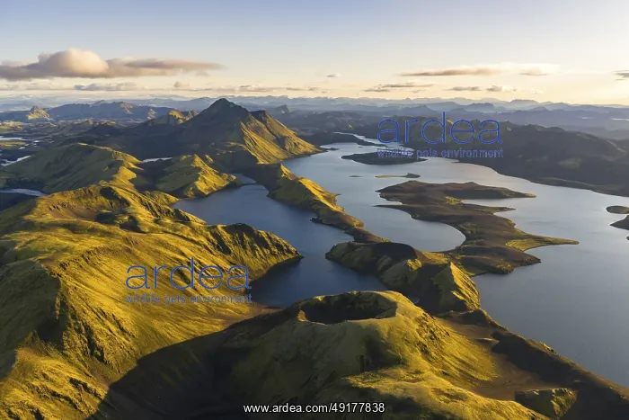  : Lake Langisjor in the Icelandic highlands