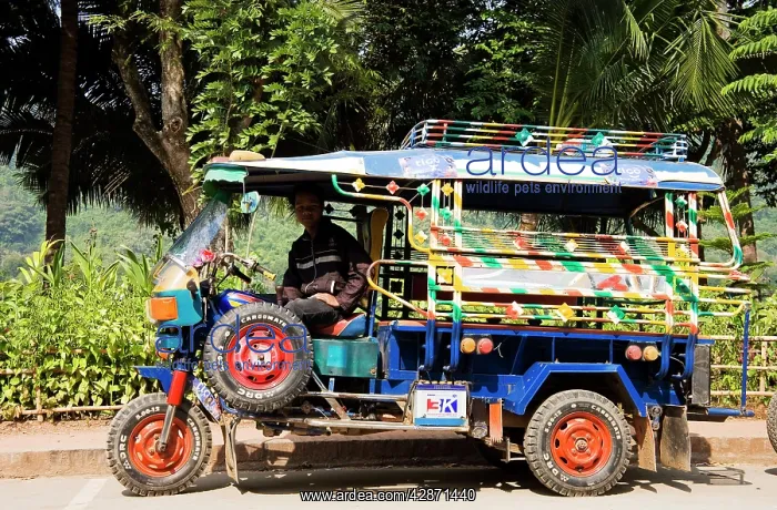 : Laos - Tuk-Tuk (motorcycle taxi) in Luang Prabang : Laos - Tuk-Tuk (motorcycle taxi) in Luang Prabang