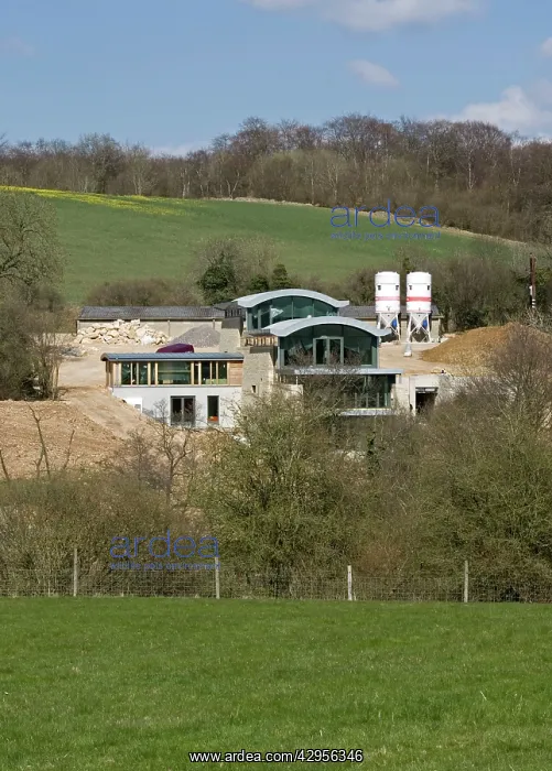 : Large Eco-friendly House Moonstone - under construction : Large Eco-friendly House Moonstone - under construction