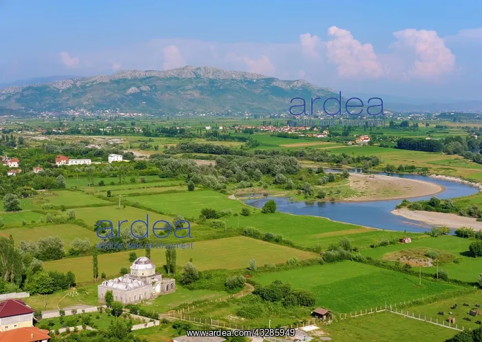 : Lead mosque and river Kir, view from castle Rozafa : Lead mosque and river Kir, view from castle Rozafa