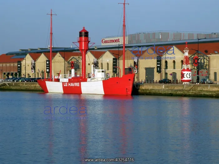: Lightship, Docks Vauban, Le Havre, France : Lightship, Docks Vauban, Le Havre, France