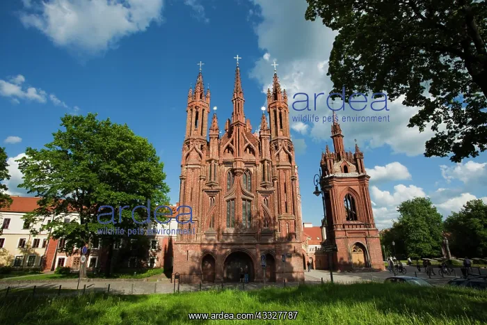 : Lithuania, Vilnius, St. Anne and Bernardine : Lithuania, Vilnius, St. Anne and Bernardine