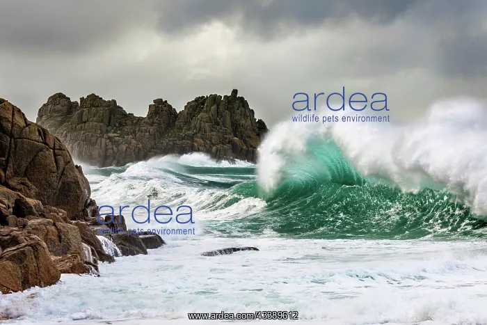  : Logan Rock - Porthcurno - Cornwall - UK