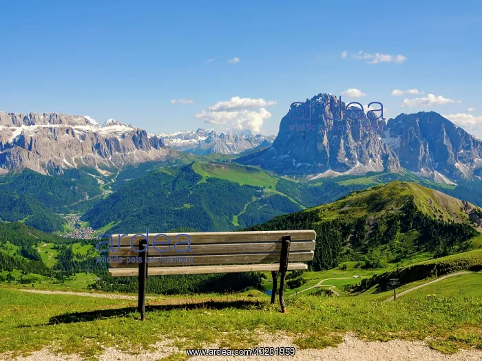  : Lookout bench at the top of the Seceda with views