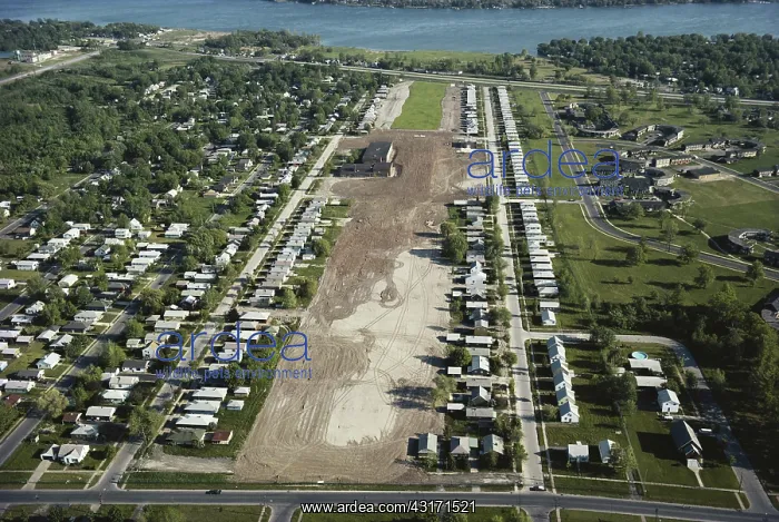 : Love Canal, Niagara Falls, NY : Love Canal, Niagara Falls, NY