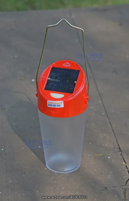 : Low cost clean green solar powered S20 study D light : Low cost clean green solar powered S20 study D light