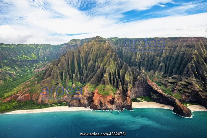 : Luftaufnahme der zerklufteten N? Pali Coast, Napali : Luftaufnahme der zerklufteten N? Pali Coast, Napali