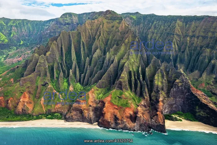 : Luftaufnahme der zerklufteten N? Pali Coast, Napali : Luftaufnahme der zerklufteten N? Pali Coast, Napali
