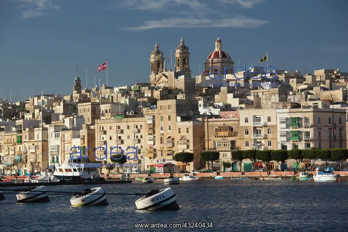 : Malta, Valletta, Senglea, L-Isla, town and : Malta, Valletta, Senglea, L-Isla, town and