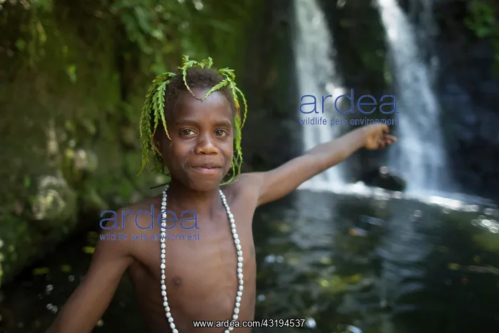 : Mangao, 8 years old, the future chieftain of his : Mangao, 8 years old, the future chieftain of his