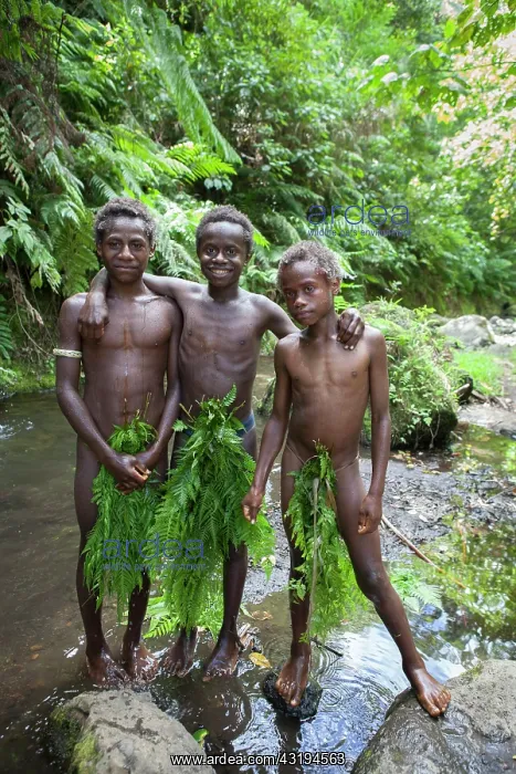 : Mangao, 8 years old, the future chieftain of his : Mangao, 8 years old, the future chieftain of his