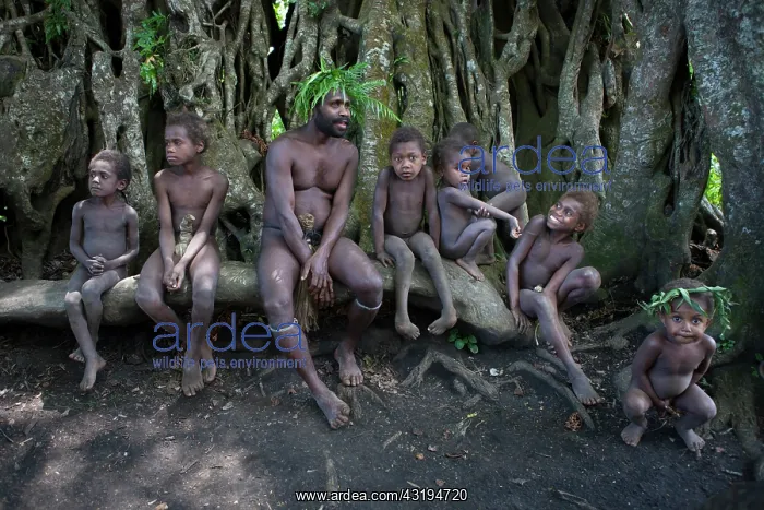 : Mangao, 8 years old, the future chieftain of his : Mangao, 8 years old, the future chieftain of his