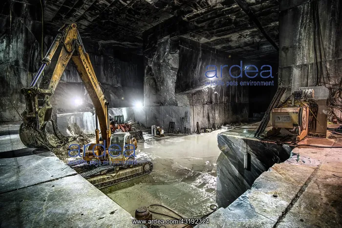 : Marble cave at Carrara, Italy : Marble cave at Carrara, Italy
