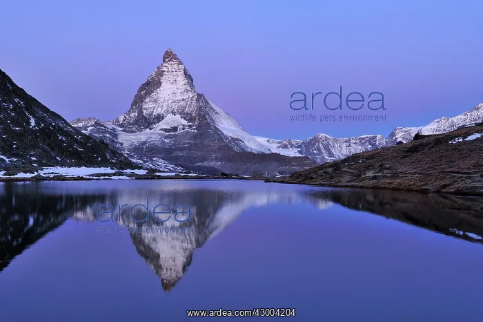 : Matterhorn with reflection Riffelsee at dusk before sunrise : Matterhorn with reflection Riffelsee at dusk before sunrise