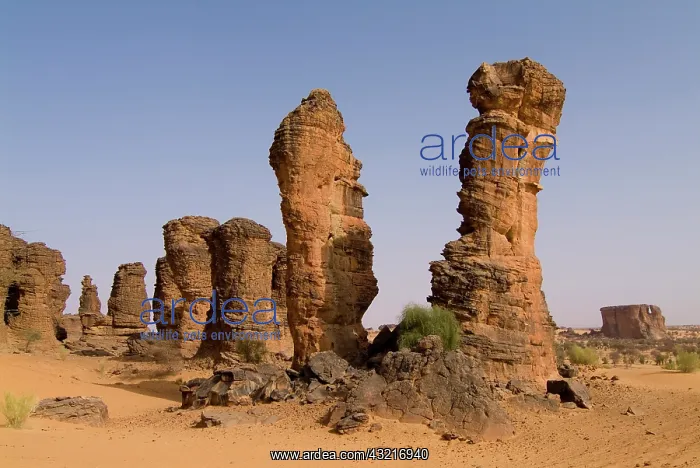 : Mauritania, Route Espoir, Ayoun, Gelb Inimish : Mauritania, Route Espoir, Ayoun, Gelb Inimish
