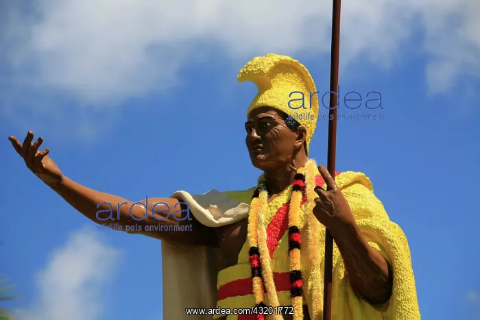 : Memorial to Kamehameha I, Kapa'au, Big Island : Memorial to Kamehameha I, Kapa'au, Big Island