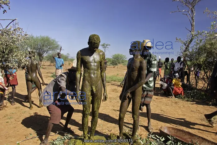  : Men during the Pokot Sapana Ceremony Kenya