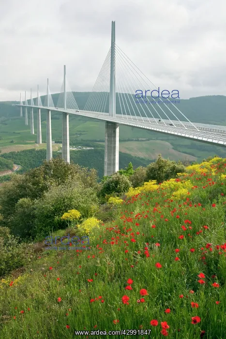 : The Millau viaduct or viaduc de Millau : The Millau viaduct or viaduc de Millau