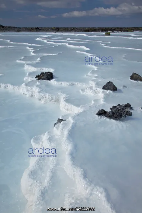 : Mineral deposit formation, Blue Lagoon : Mineral deposit formation, Blue Lagoon