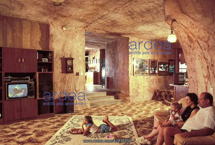 : MinerIs underground home Zoe Pollard and family : MinerIs underground home Zoe Pollard and family