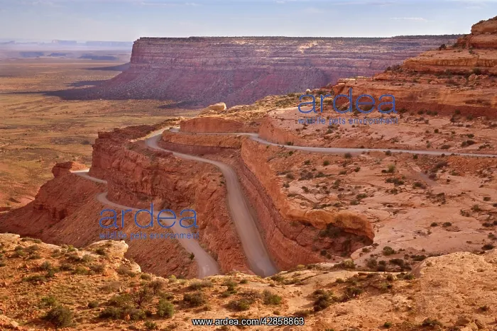 : Mokey Dugway - view onto the switchbacks of gravel : Mokey Dugway - view onto the switchbacks of gravel