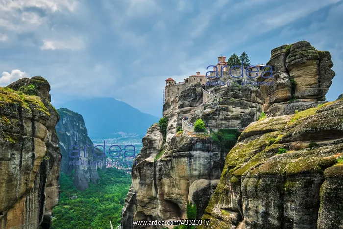 : Monastery of Varlaam in famous greek tourist destination : Monastery of Varlaam in famous greek tourist destination
