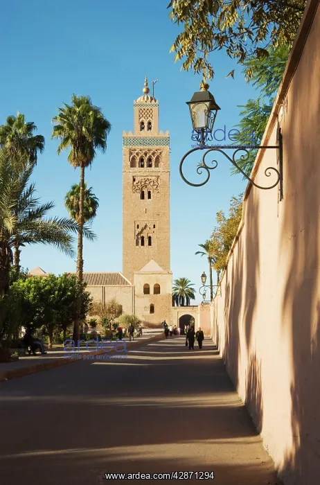 : Morocco - The nearly seventy metres high Koutoubia : Morocco - The nearly seventy metres high Koutoubia