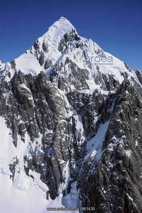 : Mount Cook western face : Mount Cook western face