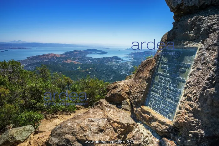 : Mount Tam summit plaque and San Francisco Bay, Mount : Mount Tam summit plaque and San Francisco Bay, Mount