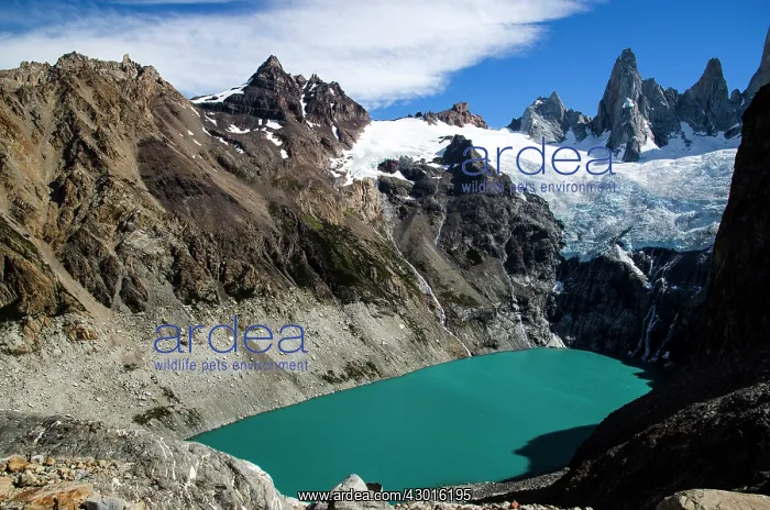  : Mountain Lake