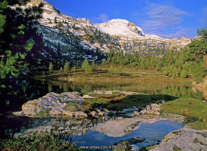 : Mountain lake - mountains reflecting in Lago Verde : Mountain lake - mountains reflecting in Lago Verde