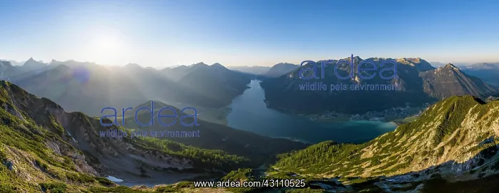 : Mountain panorama from Bcrenkopf, Achensee, left : Mountain panorama from Bcrenkopf, Achensee, left