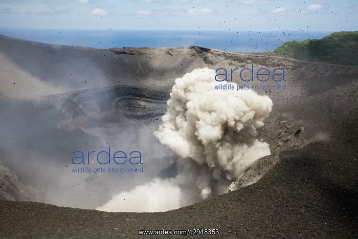 : Mt Yasur an active volcano on Tanna Island : Mt Yasur an active volcano on Tanna Island