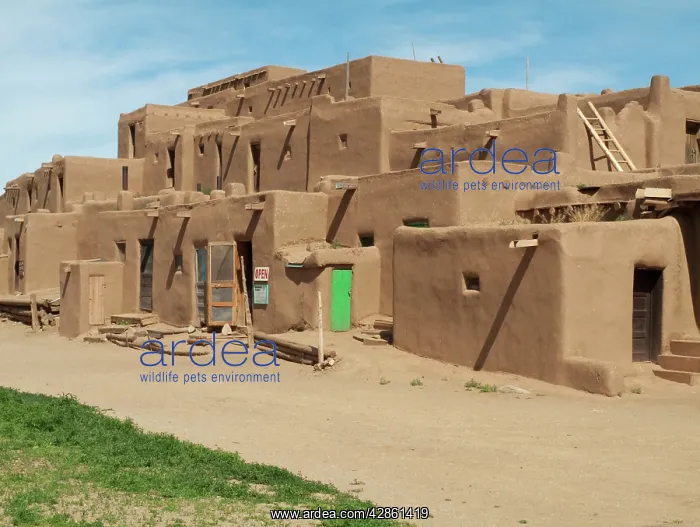  : Multy-storey Adobe Complex of the Pueblo Indians