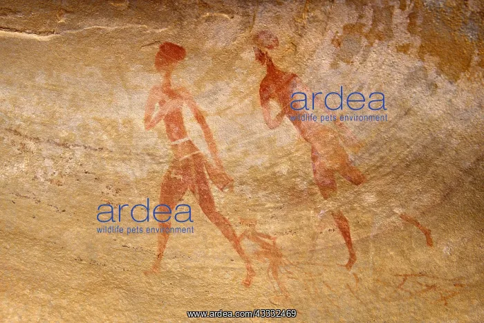 : Neolithic rock painting, two people, Abaniora style : Neolithic rock painting, two people, Abaniora style