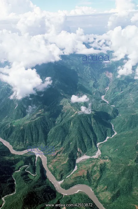  : Nepal - Himalayas foothills
