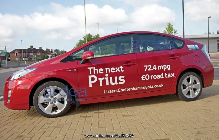 : New Prius T3 hybrid red motor car fuel consumption : New Prius T3 hybrid red motor car fuel consumption