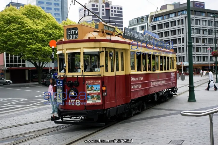 : New Zeland - historic restored Christchurch inner city tram : New Zeland - historic restored Christchurch inner city tram