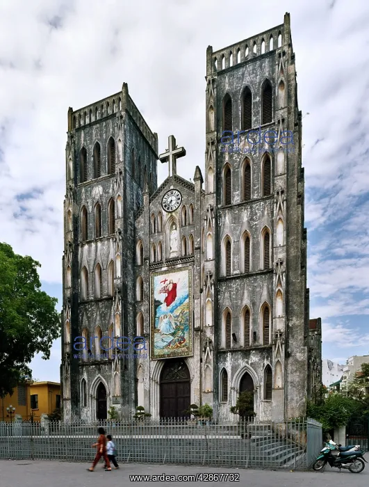  : Nha Tho Lon  /  St Joseph's Cathedral Hanoi