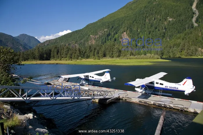 : Nootka Air, Gold River, Vancouver Island : Nootka Air, Gold River, Vancouver Island