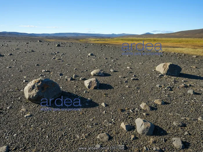 : The northeastern interior highlands of Iceland in : The northeastern interior highlands of Iceland in
