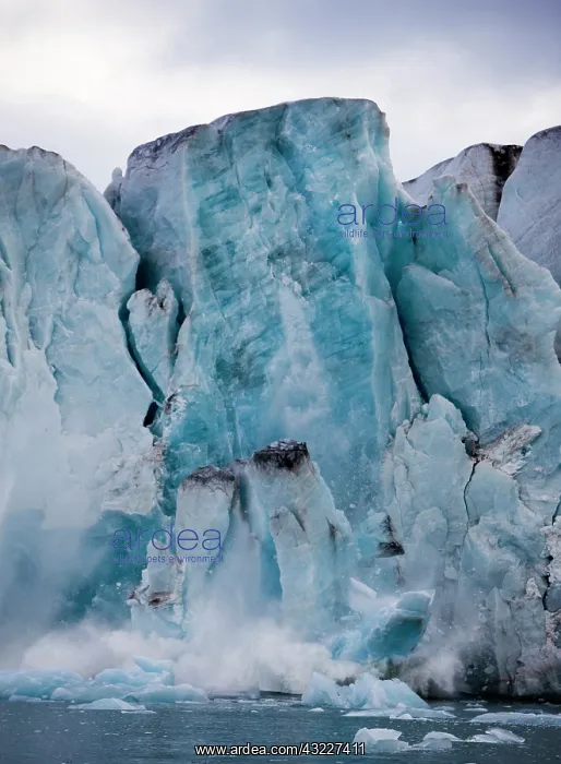 : Norway, Svalbard, Spitsbergen Island, Icebergs : Norway, Svalbard, Spitsbergen Island, Icebergs