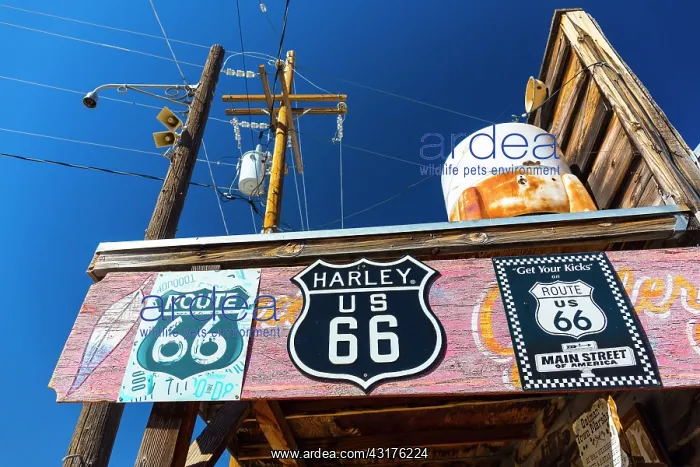 : Oatman, U.S. Route 66 (US 66 or Route 66), Arizona : Oatman, U.S. Route 66 (US 66 or Route 66), Arizona
