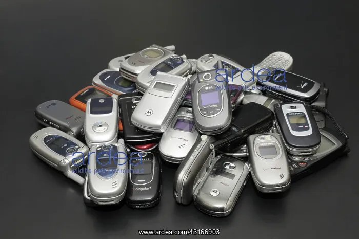 : Old cell phones : Old cell phones