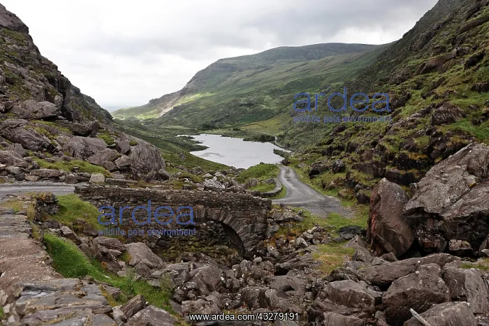 : Old stonebridge in the Gap of Dunloe, Killarney : Old stonebridge in the Gap of Dunloe, Killarney